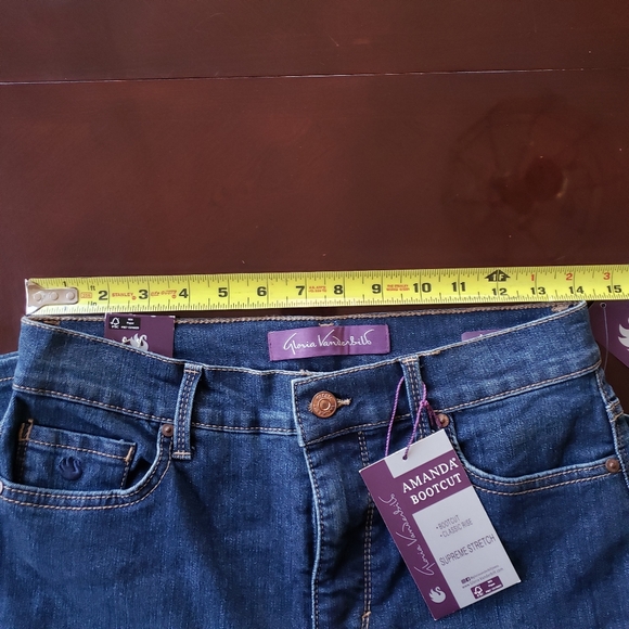 Gloria Vanderbilt Amanda Women's Size 6 Average High-Rise Bootcut Blue Jeans - Picture 7 of 7